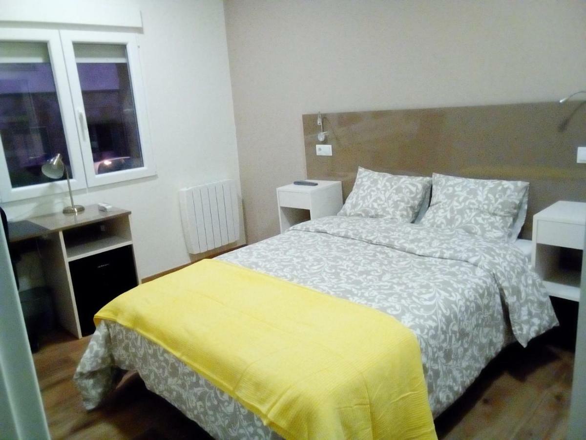 Residencia Compostela 2 Bed & Breakfast Santiago de Compostela Exterior foto