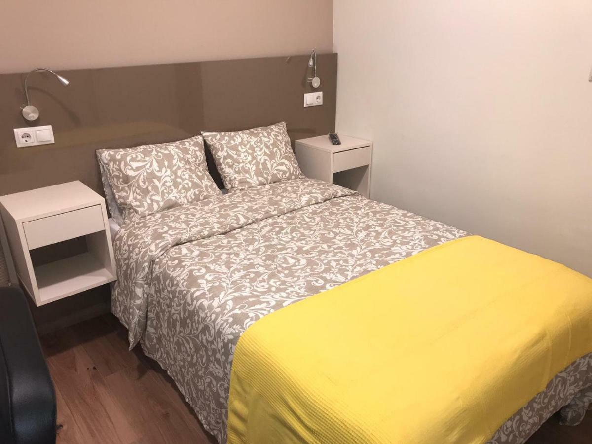 Residencia Compostela 2 Bed & Breakfast Santiago de Compostela Exterior foto